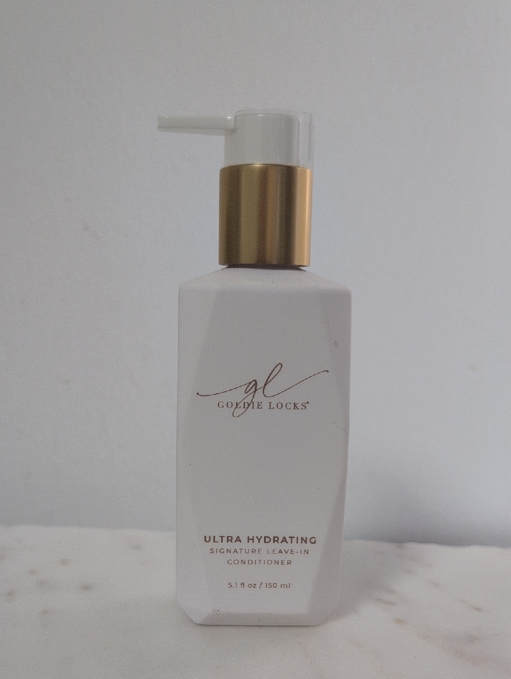 Ultra Hydrating Signature Leave-In Conditioner - White & Gold